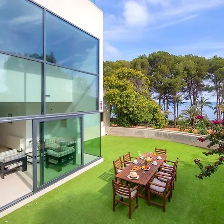 Villa New Rotes By Cabrera Homes *